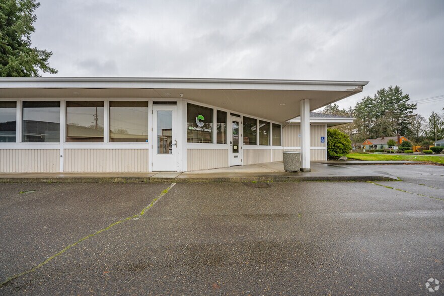 More Photos Of 9124 Gravelly Lake Dr SW, Lakewood Office For Sale