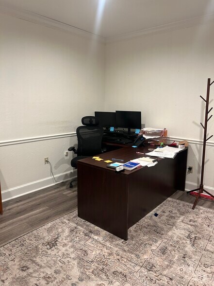 More Photos Of 902 N Armenia Ave, Tampa Office For Lease