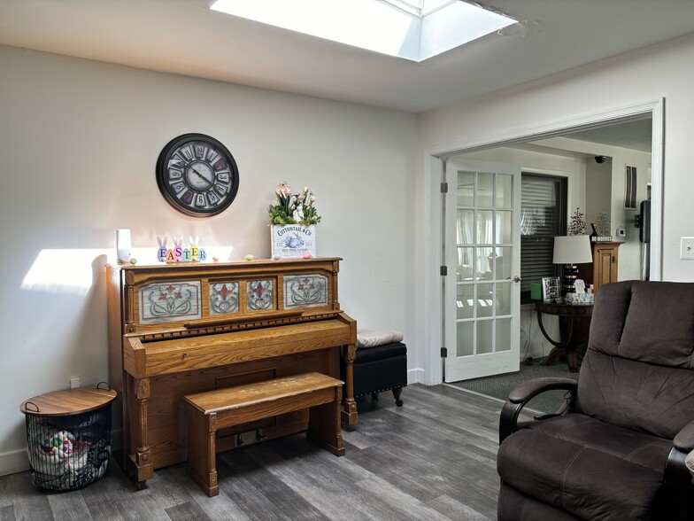 More Photos Of 4187 Solomons Island Rd, Harwood Assisted Living For Sale