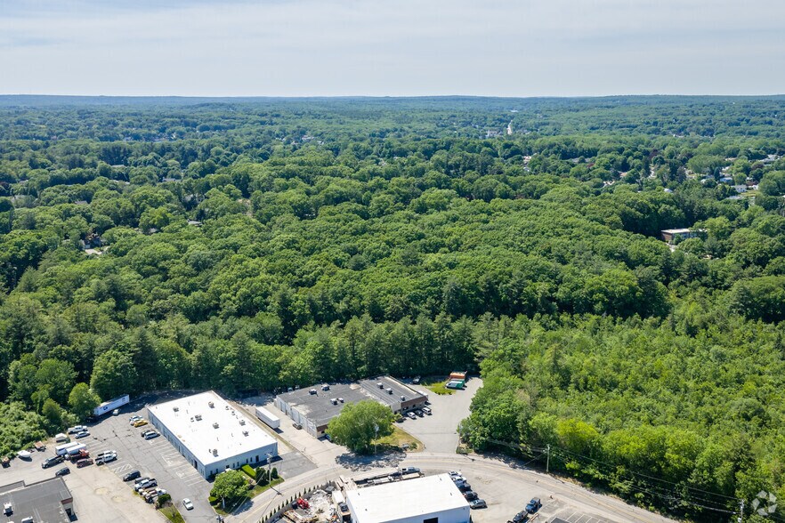 More Photos Of 15 Lark Industrial Pky, Greenville Manufacturing For Sale