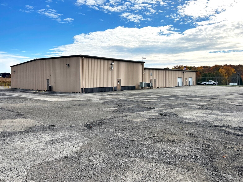 More Photos Of 160 Unionville Rd, Butler Light Distribution For Sale