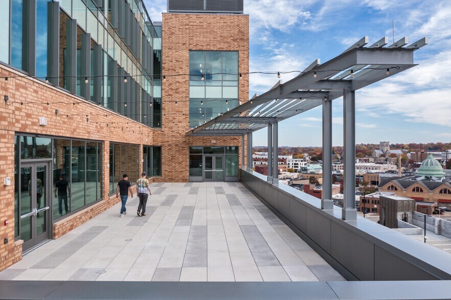 More Photos Of 141 South St Clair St, Pittsburgh Office For Lease