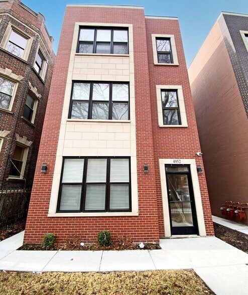 Primary Photo Of 4952 S Michigan Ave, Chicago Apartments For Sale