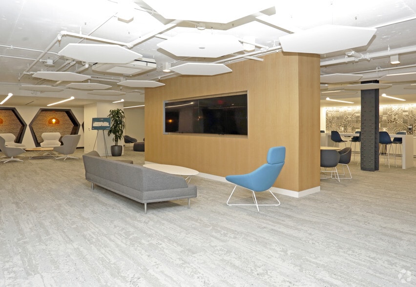 More Photos Of 529 14th St NW, Washington Office For Lease