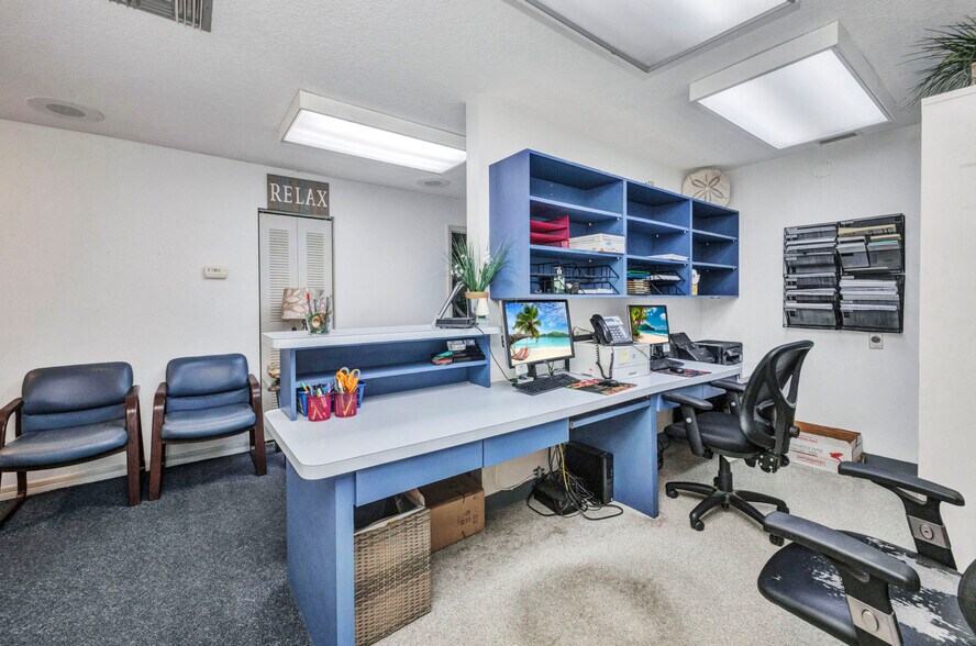 More Photos Of 3417 Tamiami Trl, Port Charlotte Medical For Sale