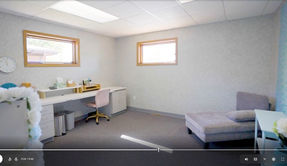 More Photos Of 608 35th Ave, Moline Medical For Sale