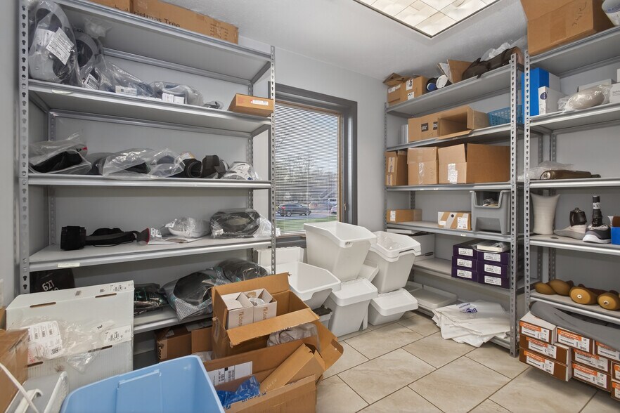 More Photos Of 1200 S Woodland Ave, Michigan City Office For Sale