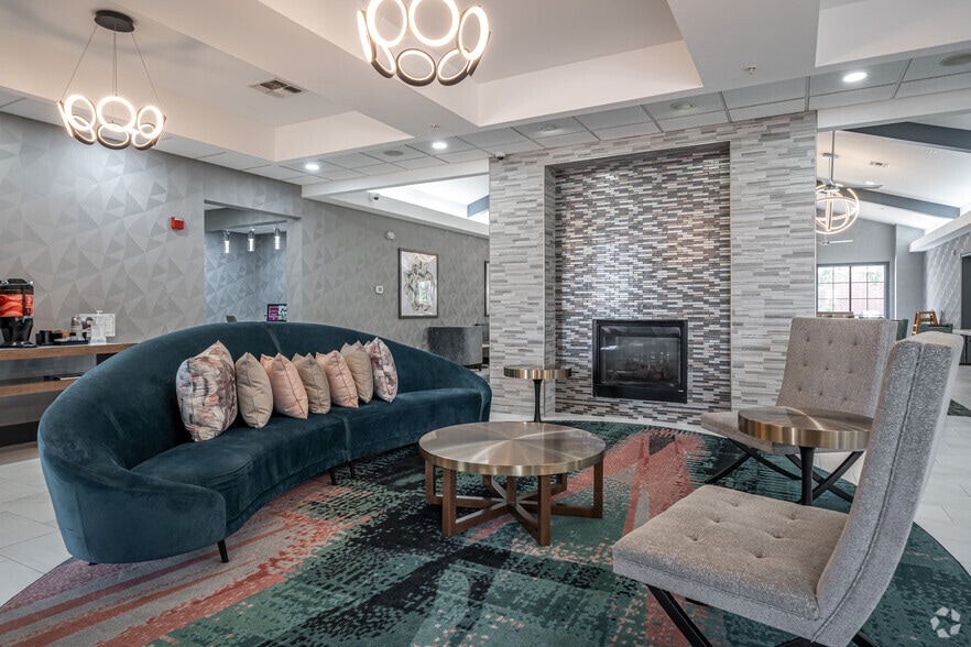 More Photos Of 14450 Park Row, Houston Hotel For Sale