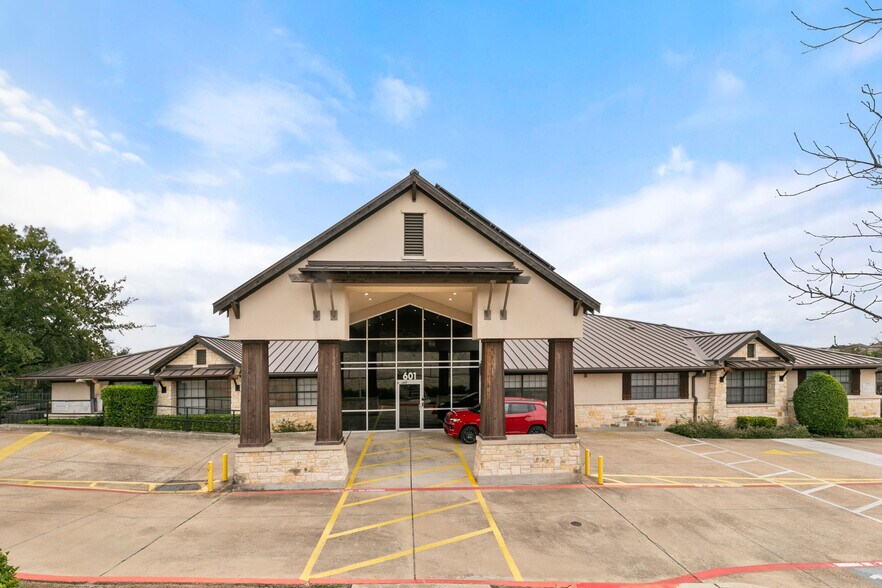 Primary Photo Of 601 Ranch Road 620 S, Lakeway Office For Sale