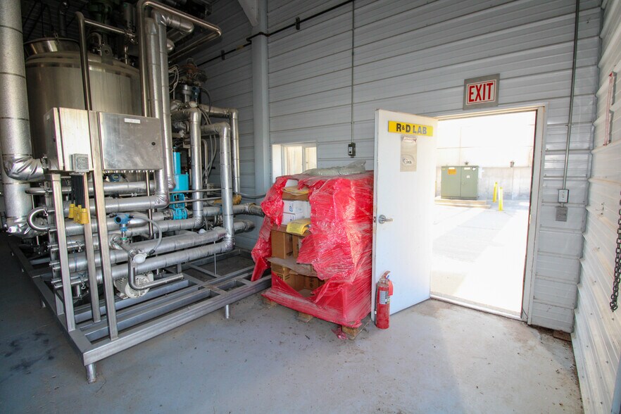 More Photos Of 6059 159th St, Galva Food Processing For Sale