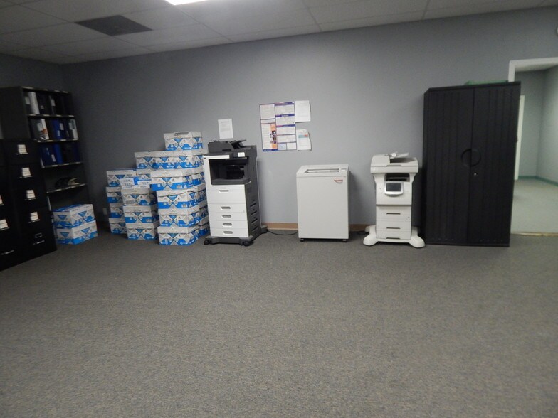 More Photos Of 585 Tennessee Gas Rd, Greenville Office For Sale