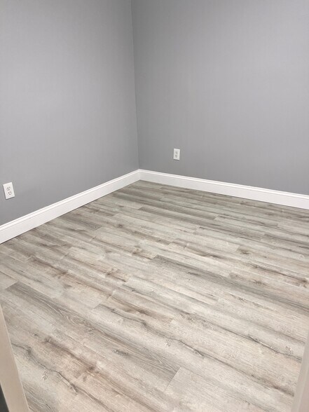 More Photos Of 233 Union Ave, Holbrook Medical For Lease