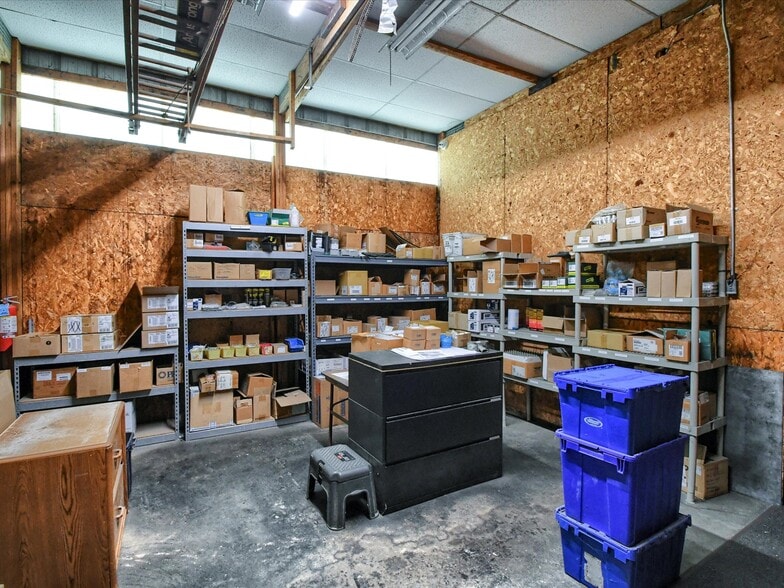 More Photos Of 610 Front St, Catasauqua Warehouse For Sale