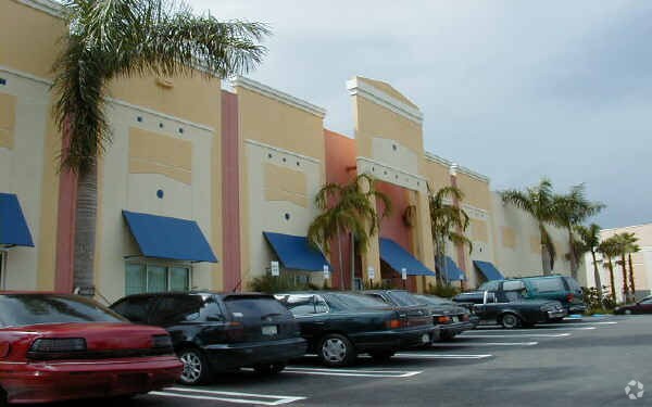 More Photos Of 3150 NW 107th Ave, Miami Warehouse For Lease