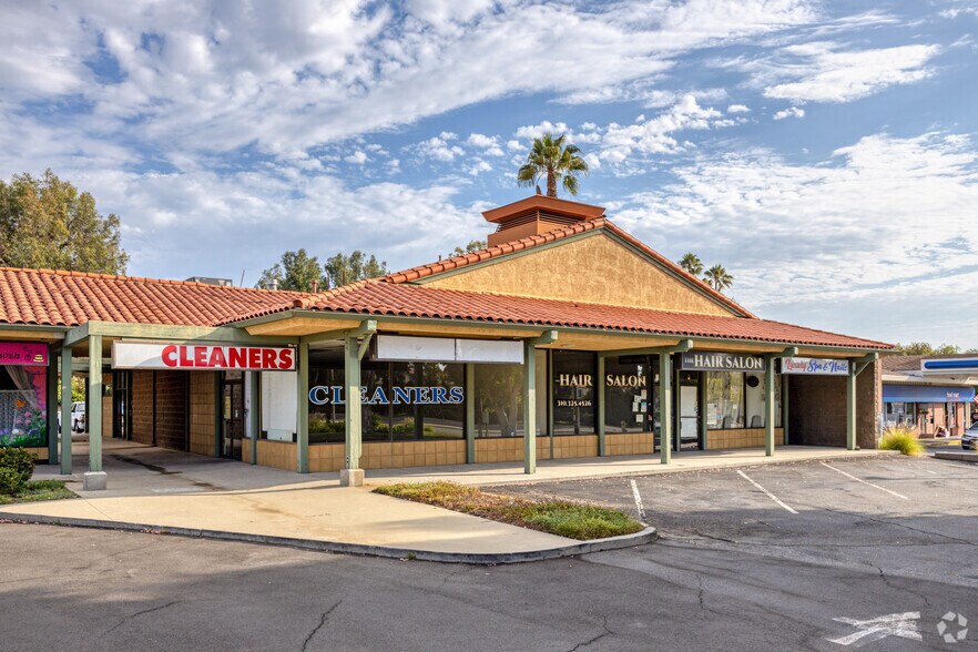 More Photos Of 2037-2081 Palos Verdes Dr N, Lomita Freestanding For Lease