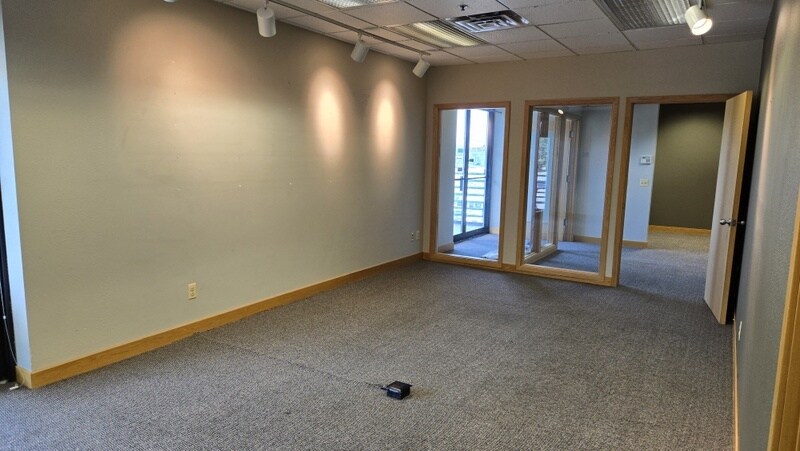 More Photos Of 5723 Arapahoe Ave, Boulder Office Residential For Lease