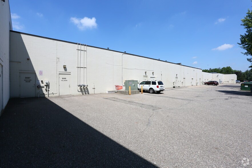 More Photos Of 3015-3085 Baldwin Rd, Lake Orion Unknown For Lease