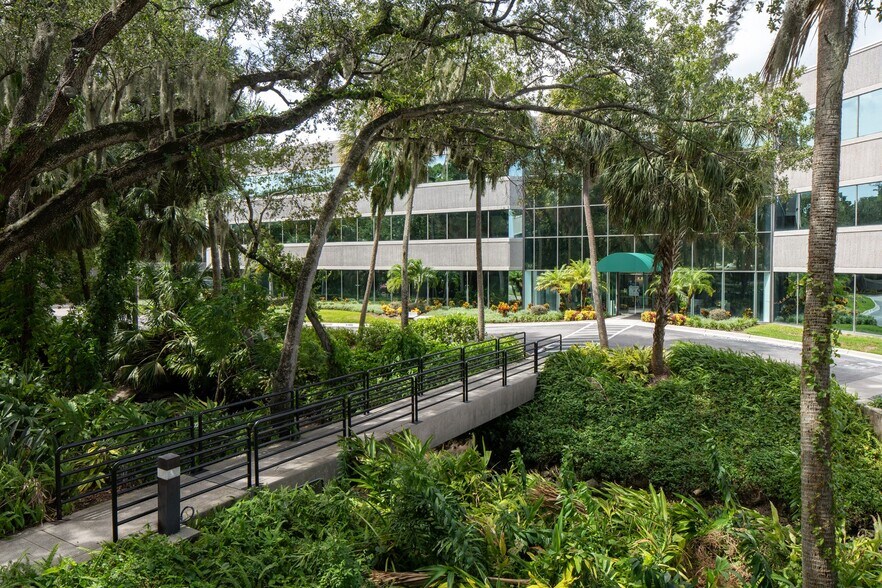 More Photos Of 5404 Cypress Center Dr, Tampa Unknown For Lease