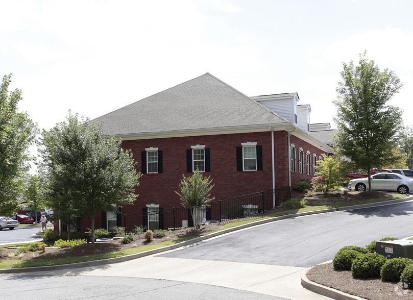 More Photos Of 700 Churchill Ct, Woodstock Office For Lease