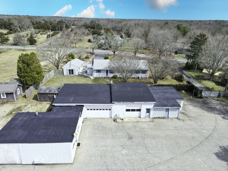 More Photos Of 108 Trotting Park Rd, Teaticket Specialty For Sale