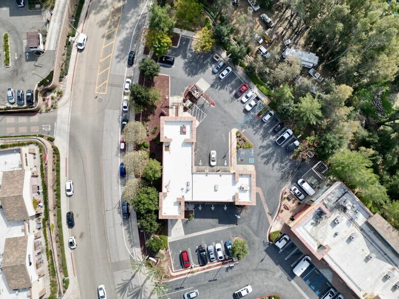 More Photos Of 32120 Clinton Keith Rd, Wildomar Auto Repair For Lease