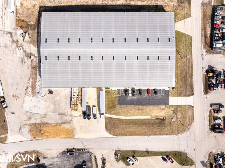 More Photos Of 100 Seventy Six Blvd, Berea Warehouse For Lease