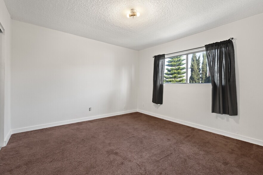 More Photos Of 1406 Exposition Blvd, Los Angeles Apartments For Sale