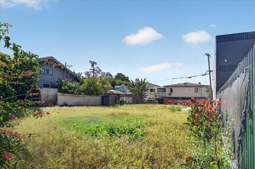 More Photos Of 6132 Romaine St, Los Angeles Land For Sale
