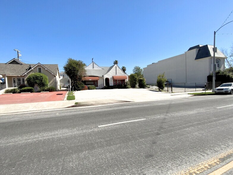 More Photos Of 636-642 N Larchmont Blvd, Los Angeles Office For Sale