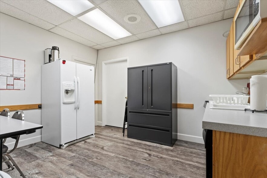 More Photos Of 152 W Burton Ave, Salt Lake City Office For Sale