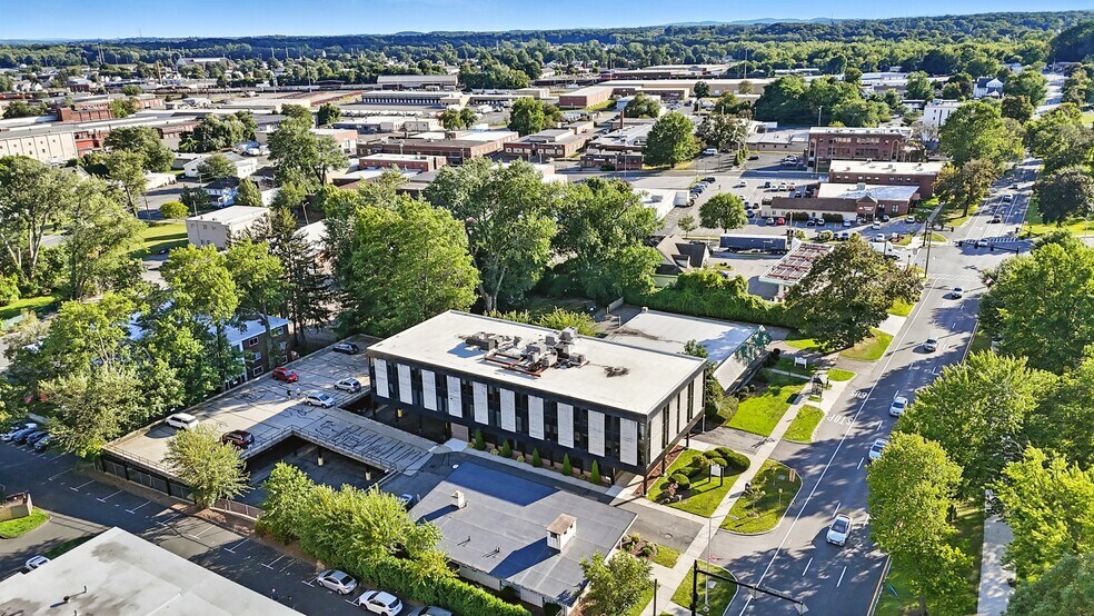 More Photos Of 117 Park Ave, West Springfield Office For Sale