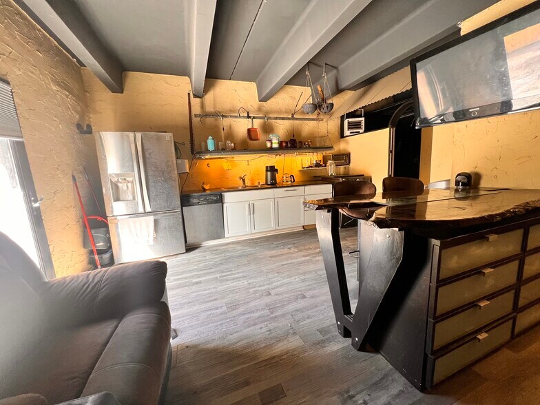 More Photos Of 205 S Main St, Bethel Freestanding For Sale