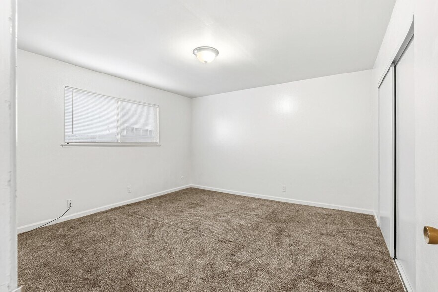 More Photos Of 1143 43rd Ave, Sacramento Apartments For Sale