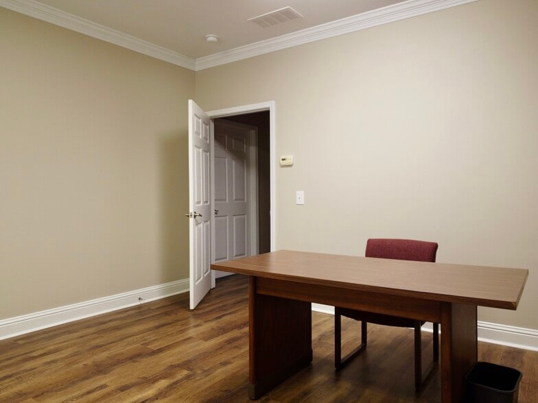 More Photos Of 2151 Eatonton Rd, Madison Office Residential For Sale