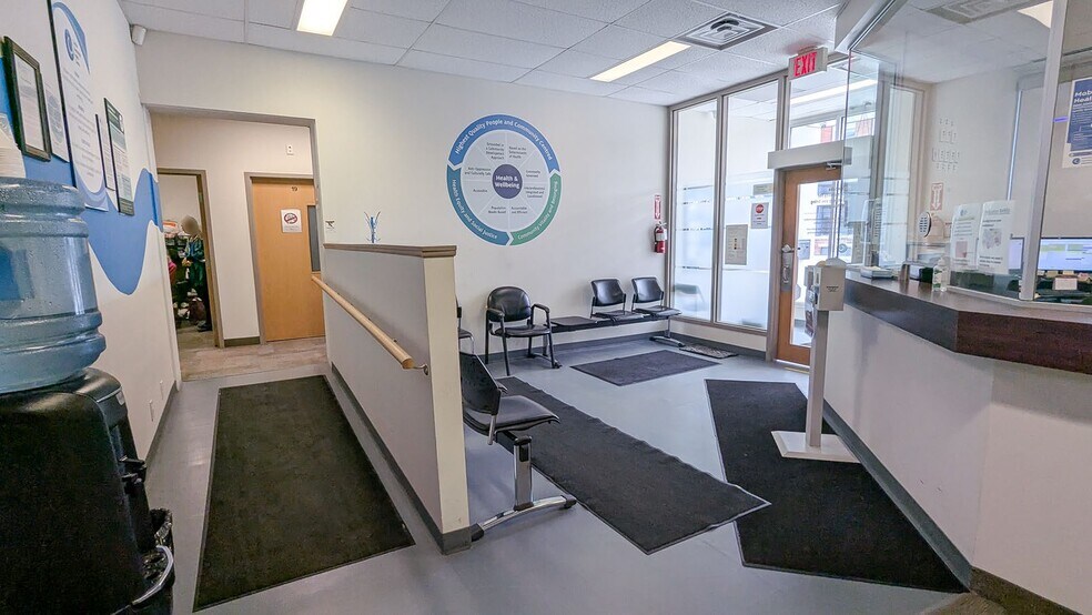 More Photos Of 359 Talbot St, St Thomas Storefront Retail Office For Sale