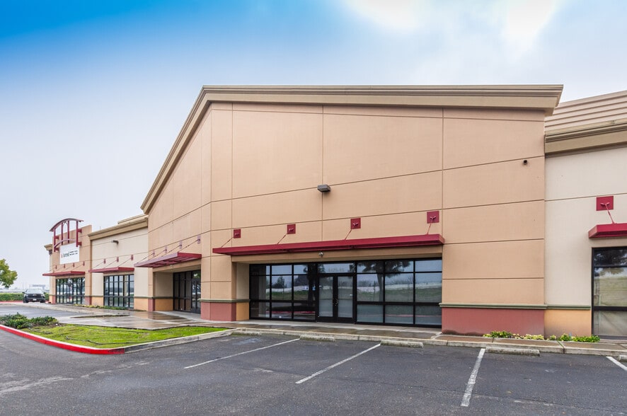 Primary Photo Of 1475 Moffat Blvd, Manteca Warehouse For Sale