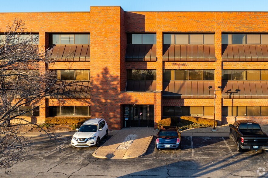 More Photos Of 10810 E 45th St, Tulsa Unknown For Lease