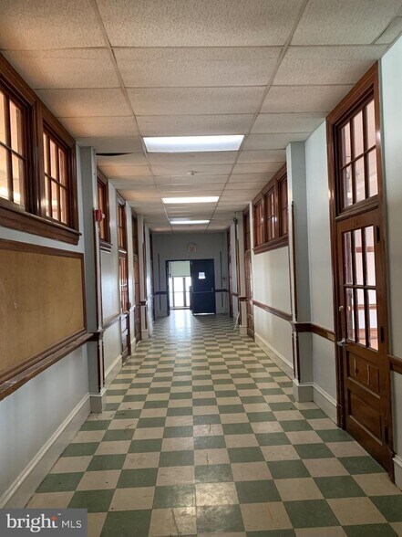 More Photos Of 6649 Tulip St, Philadelphia Schools For Sale