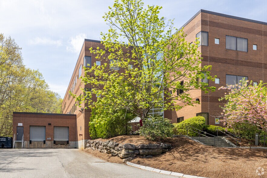 More Photos Of 125 Nagog Park, Acton Office For Lease