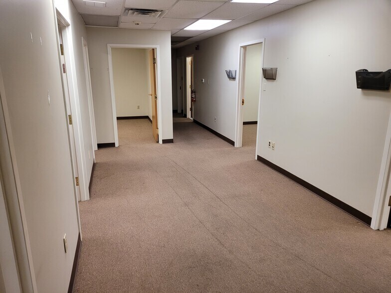 More Photos Of 95 Lower Morrisville Rd, Fallsington Warehouse For Sale