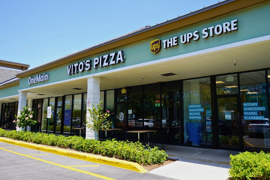 More Photos Of 1201-1327 N University Dr, Coral Springs Unknown For Lease