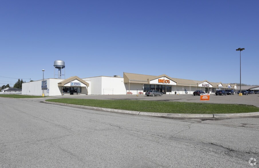 More Photos Of 3396 I 75 Business Spur, Sault Sainte Marie Storefront For Lease