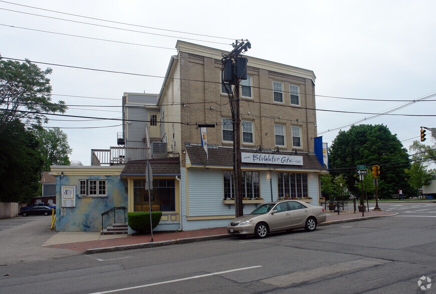 More Photos Of 140 High St, Newburyport Restaurant For Sale