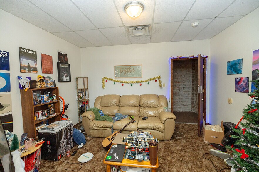 More Photos Of 116 W Pine Ave, El Dorado Office Residential For Sale