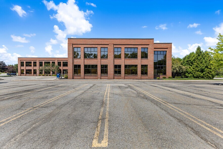 More Photos Of 171 Sullys Trl, Pittsford Office For Lease