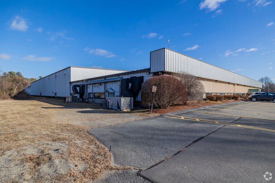 More Photos Of 525 Great Rd, Littleton Warehouse For Sale