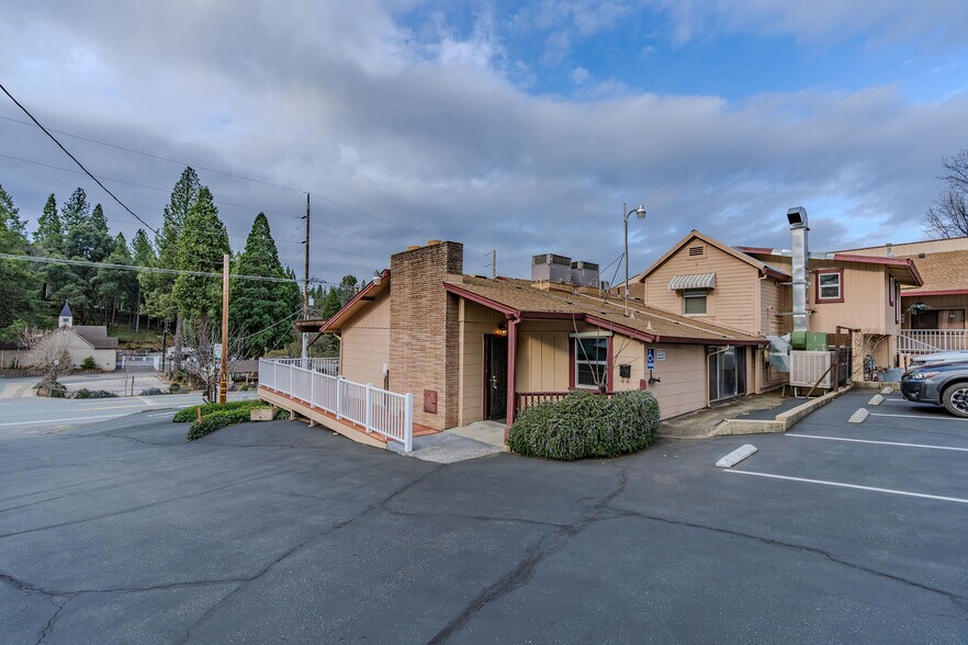 More Photos Of 19881 State Highway 88, Pine Grove Office Residential For Sale