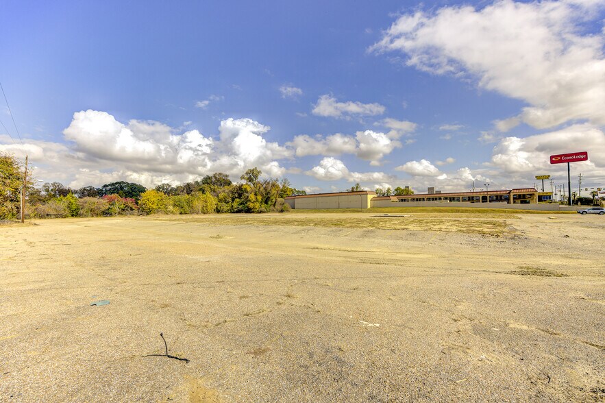 More Photos Of 3955 Clay St, Vicksburg Land For Sale