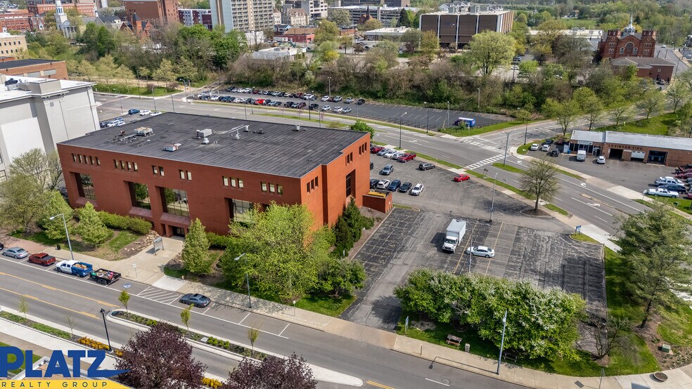 More Photos Of 250 E Federal Plz, Youngstown Office For Lease