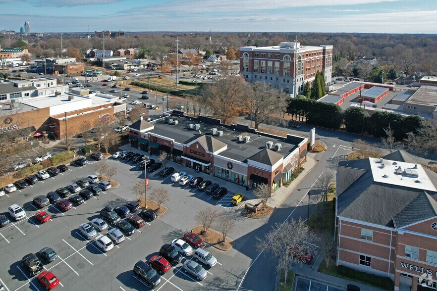 More Photos Of 300 S Stratford Rd, Winston-Salem Unknown For Lease